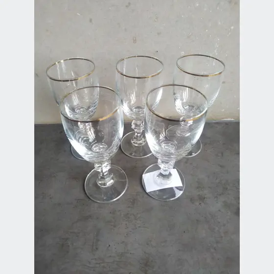 Poháre sklenené na víno (5ks)