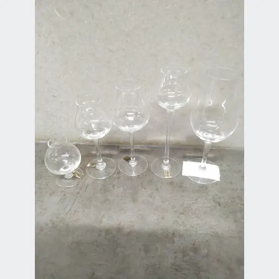 Sada sklenených pohárov