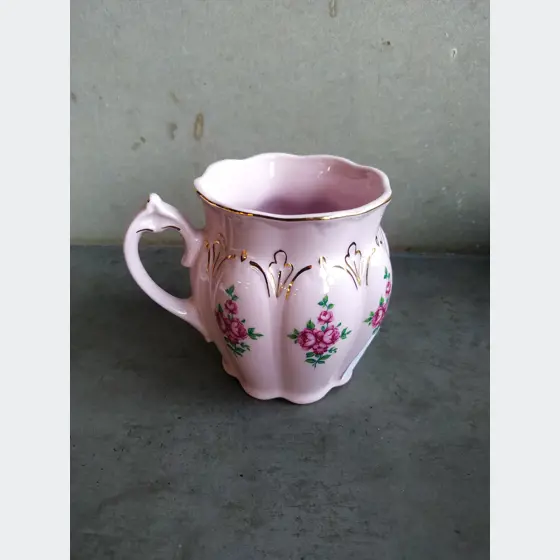 Dekorácia (ružový porcelán,1)