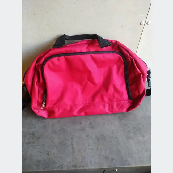 Cestovná taška (stredná, červená)