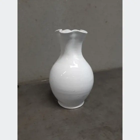 Váza biela 19cm