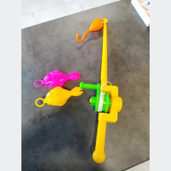 Detská hračka (plastová udica s rybkami 2ks)