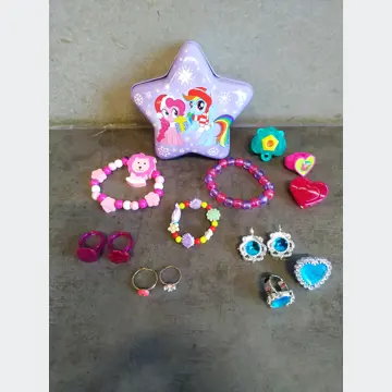 Krabička (detské dievčenské prstene, náramky, náušnice)