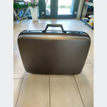 Veľký cestovný kufor 
