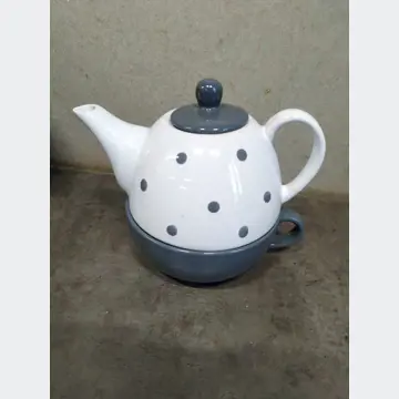 Čajník so šálkou (šedo - biely)