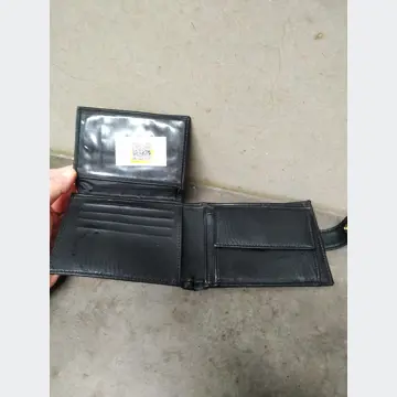Pánska čierna peňaženka 