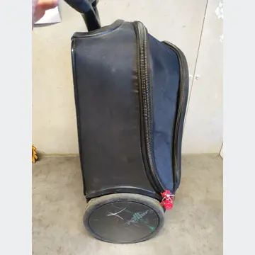 Praktická školská a cestovná taška na kolieskach s rukoväťou (Nikidom Roller)