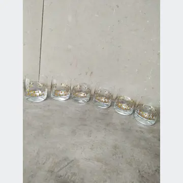 Sklenené poháre (6ks, so zlatým vzorom)