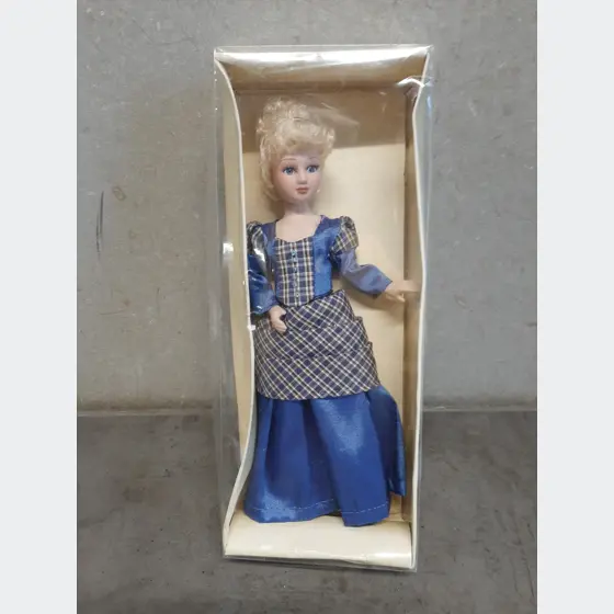 Porcelánová bábika č.9  20cm