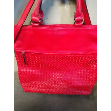 Červená kabelka (do ruky aj cez rameno, väčšia)
