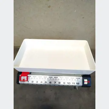 Retro kuchynská váha (SILVA 2, v originál krabici)