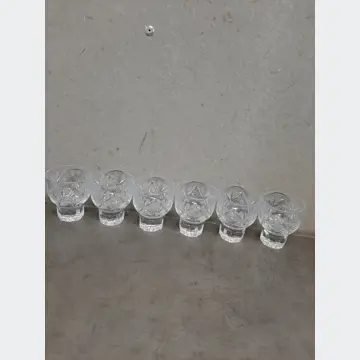 Sklenené brúsené poháre (6ks, výška 8cm)