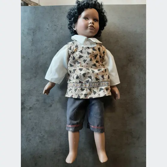 Porcelánová bábika chlapec 50cm