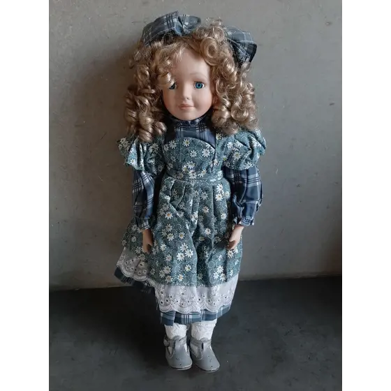 Porcelánová bábika 40cm