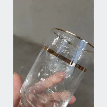 6 sklenených pohárov s pozlátením 