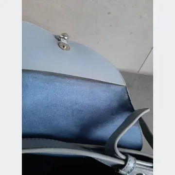 Sivá kabelka 