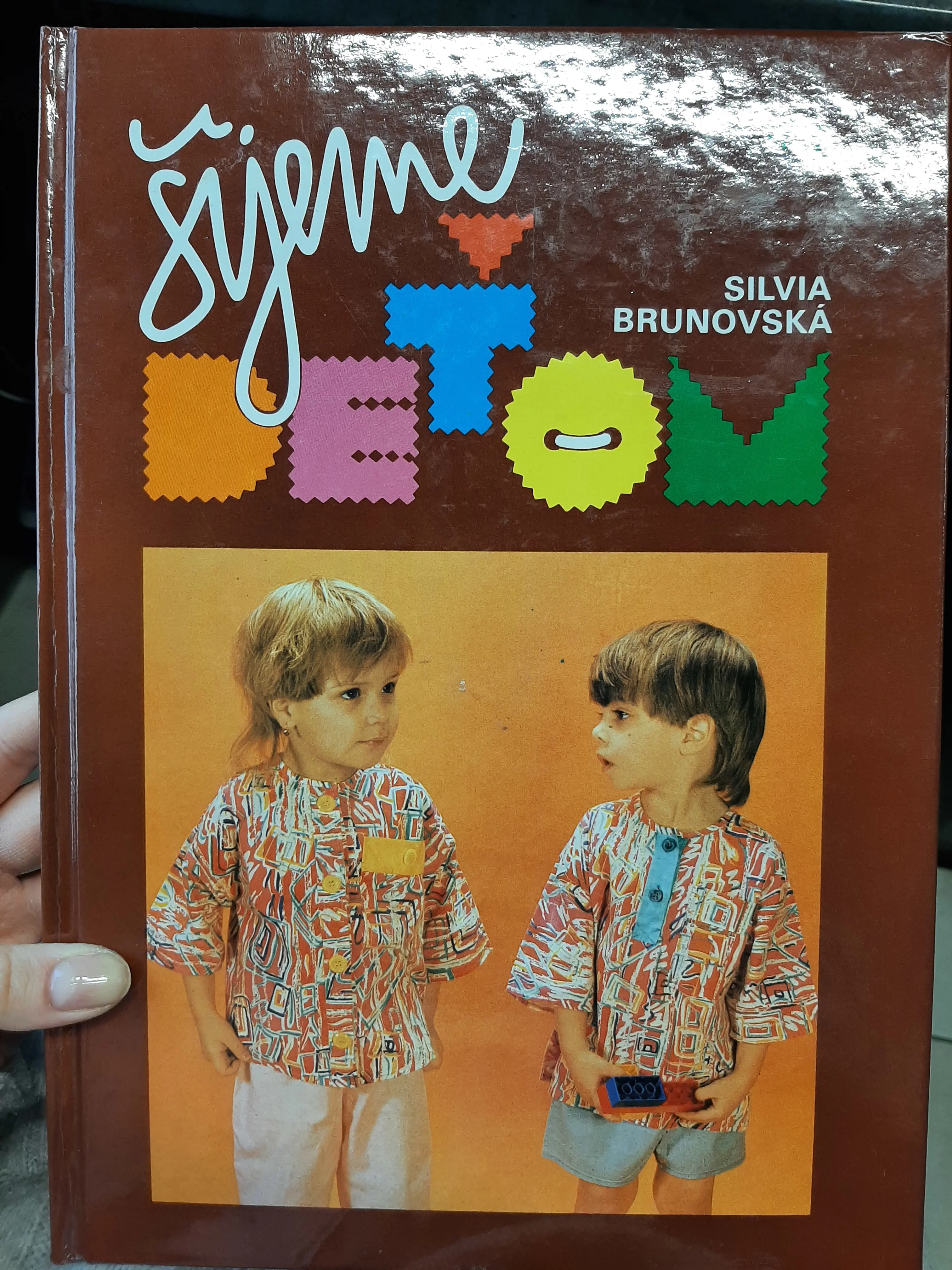 Šijeme deťom 1989