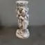 Svietnik s antickým motívom