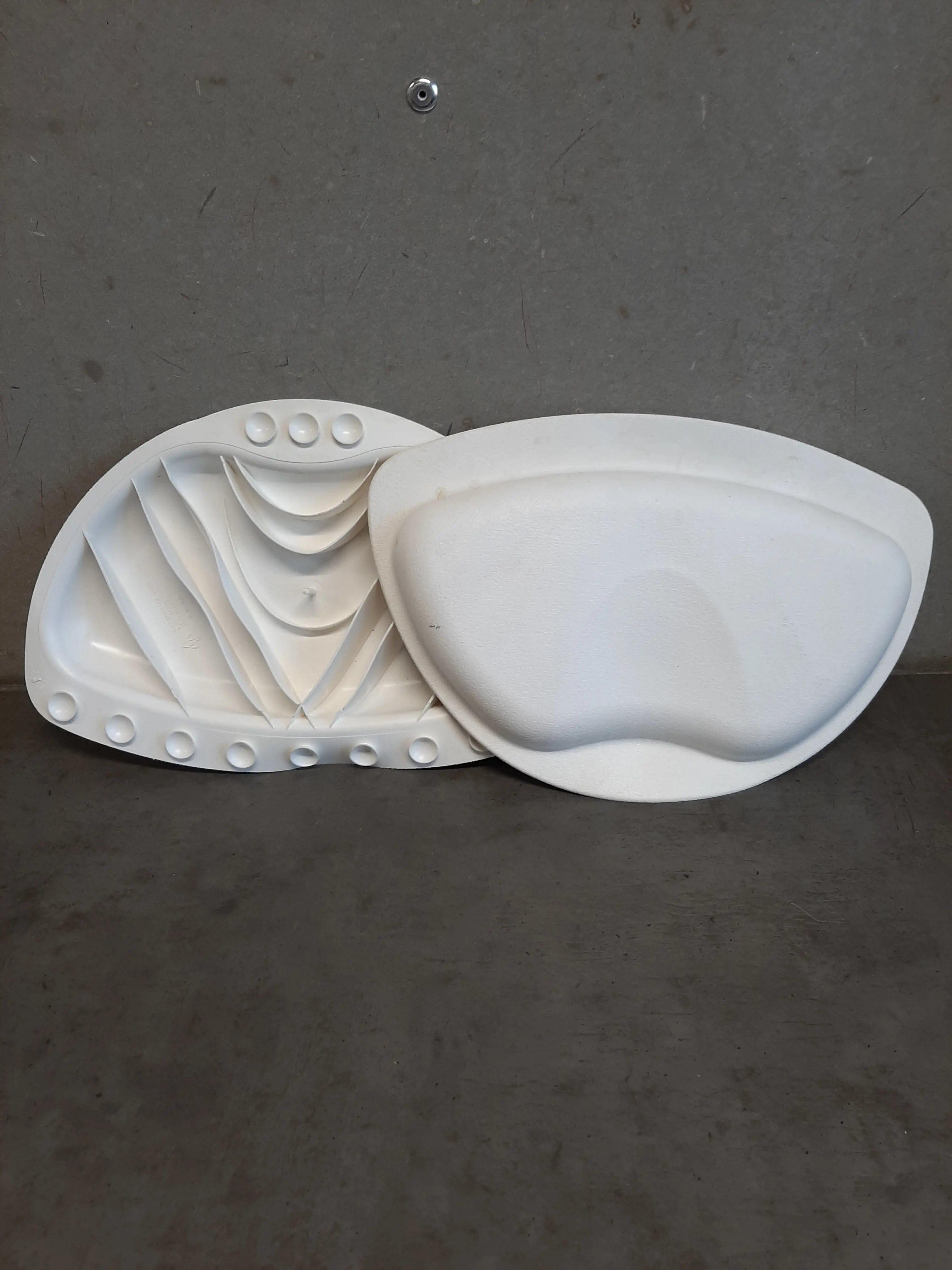 Rehabilitačné pomôcky,2ks