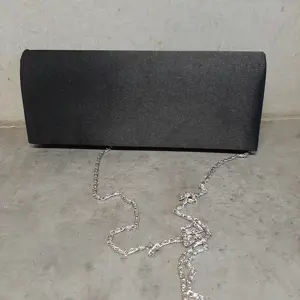 1732544279_39a2_17325442702501007662829569604892