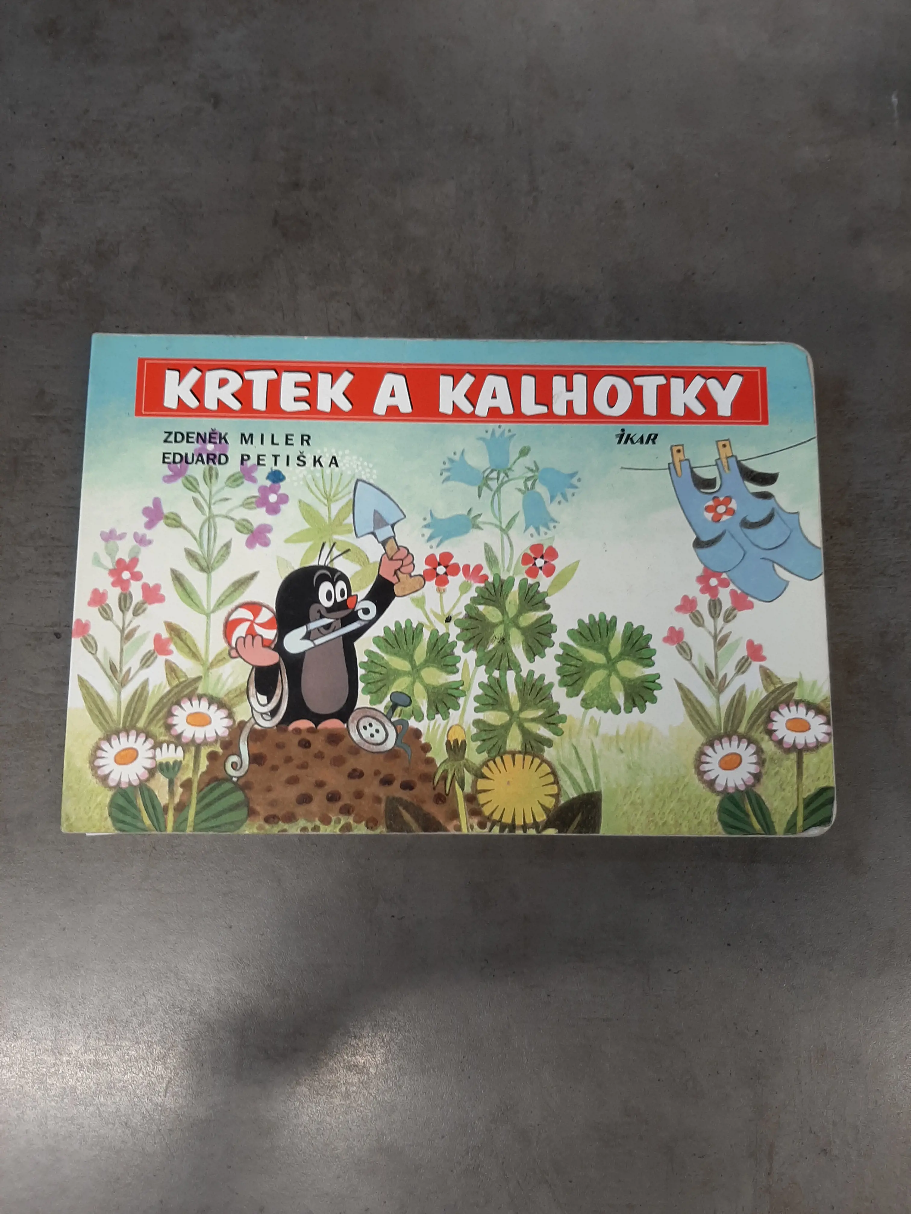 Krtek a kalhotky - Zdeněk Miler, Eduard Petiška