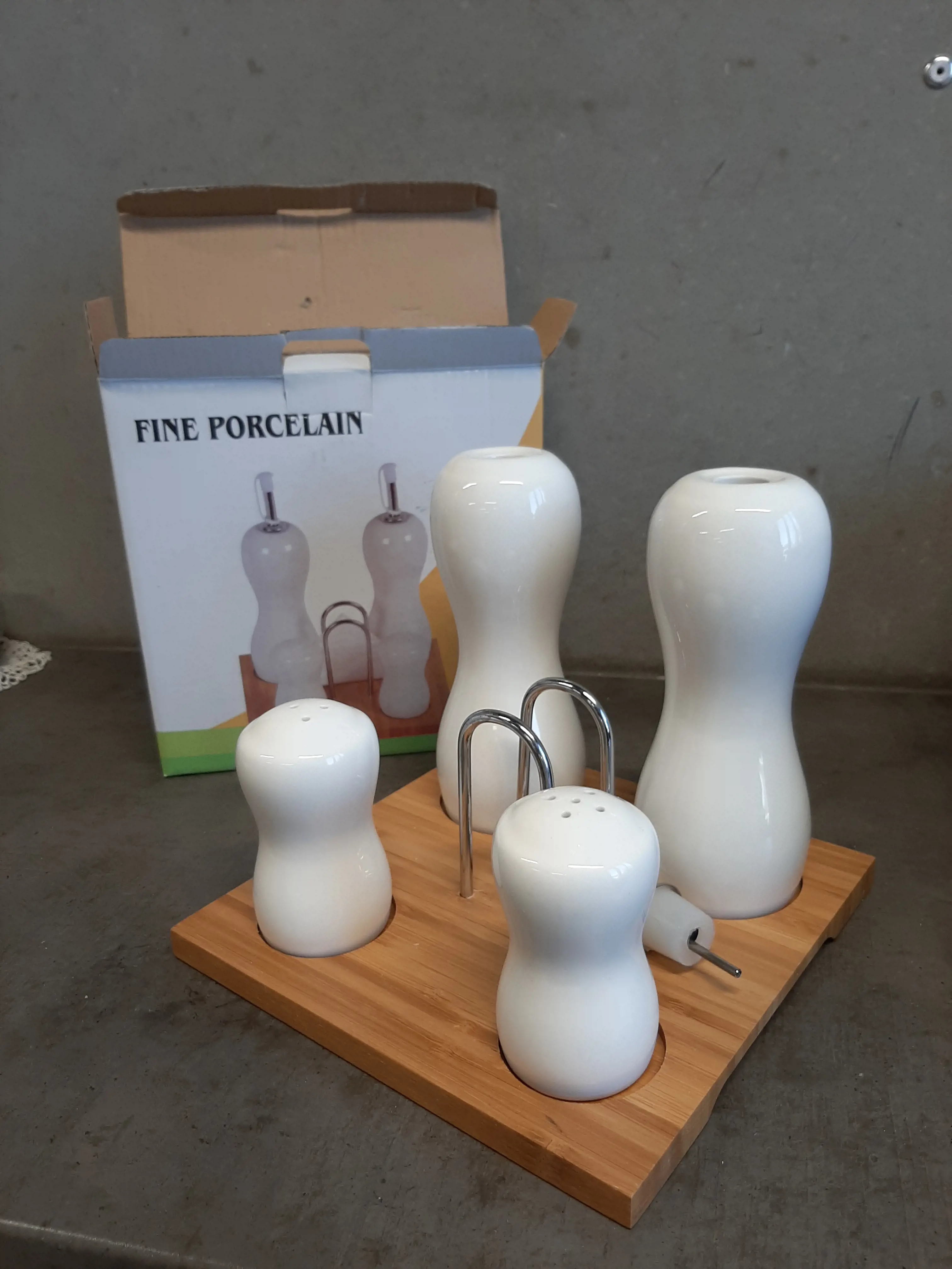 Porcelán koreničky 