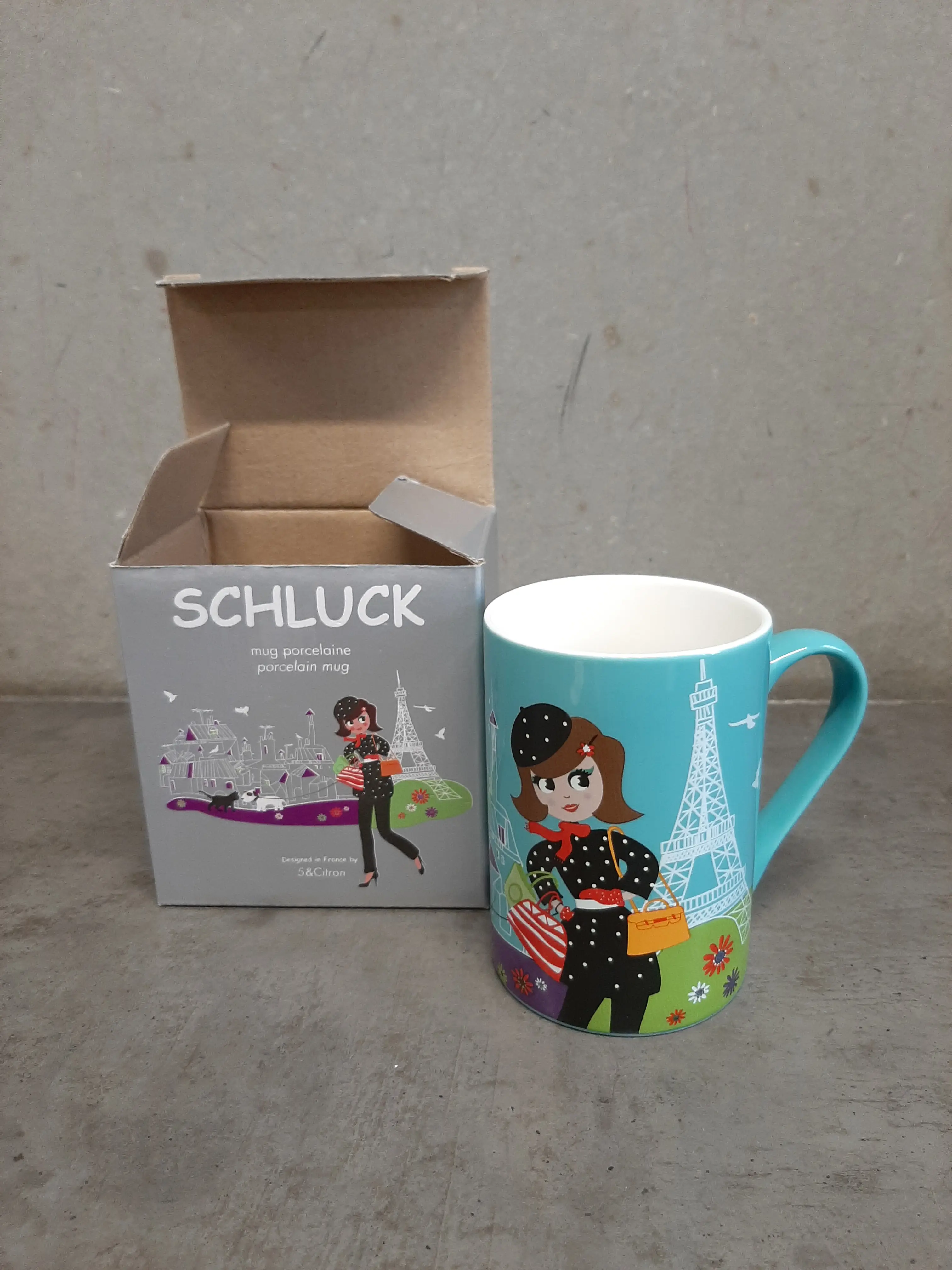 Porcelánová šálka Paríž