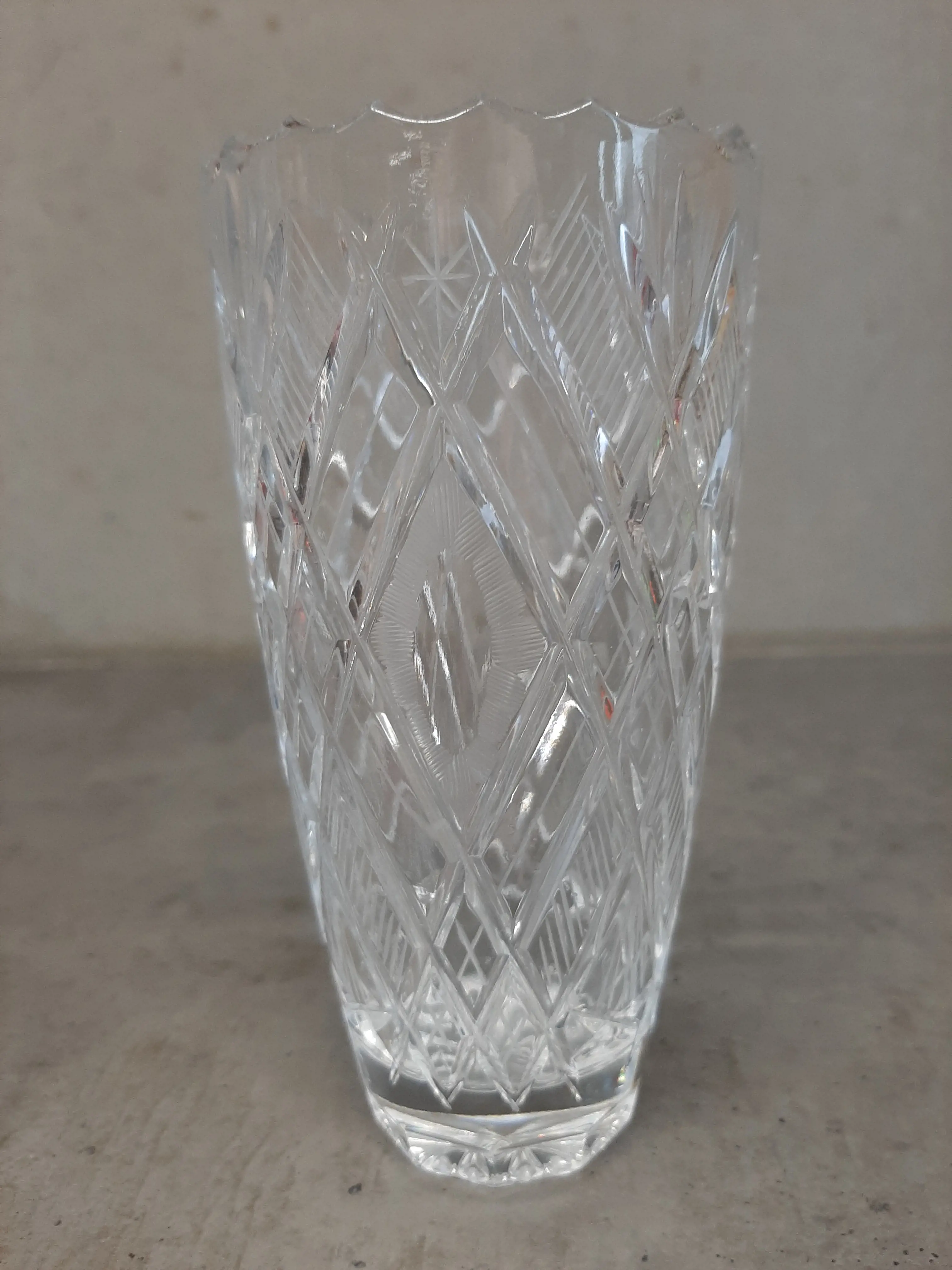 Brúsená váza 15cm