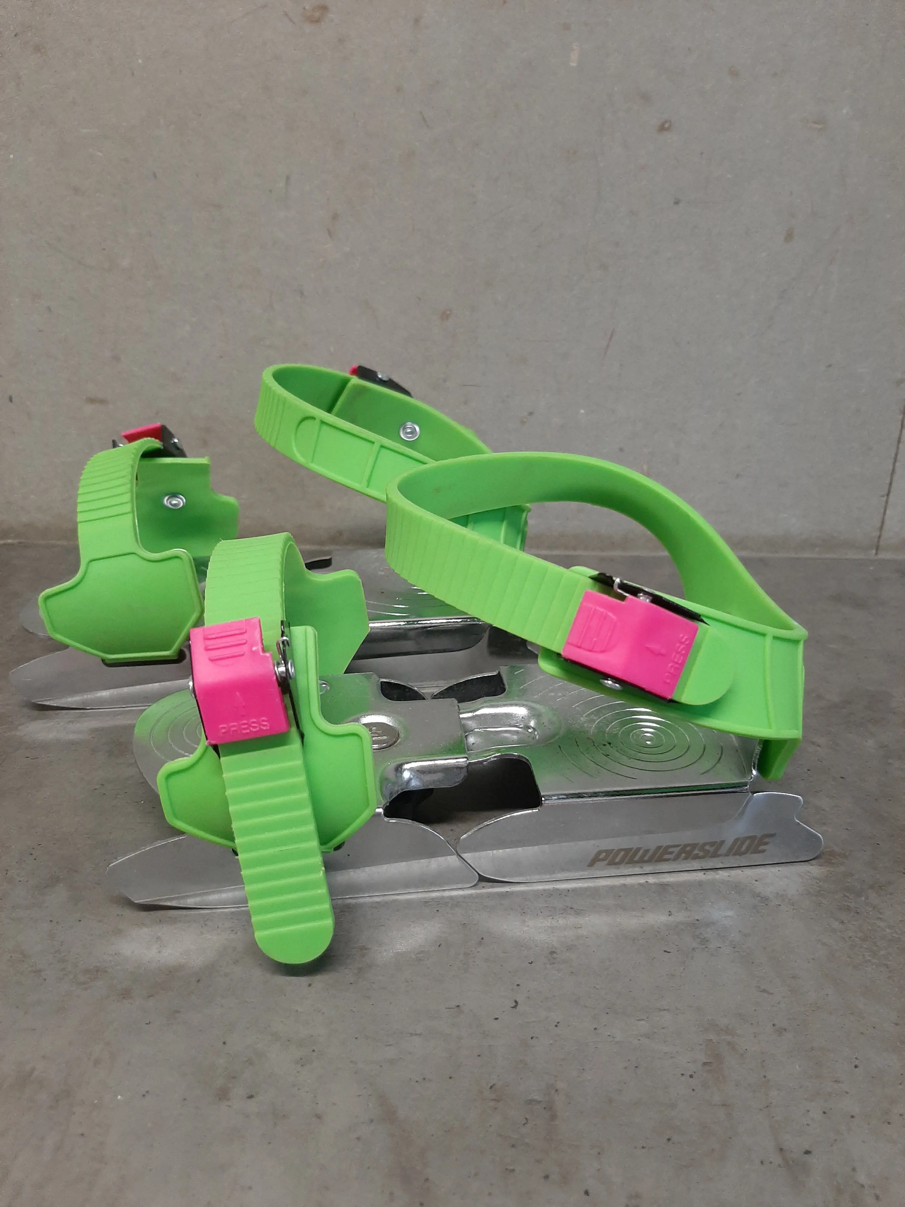 Rastúce  korčulky na topánky  15-20cm