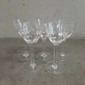 1762774048_21a5_17627740315818674036850174339400