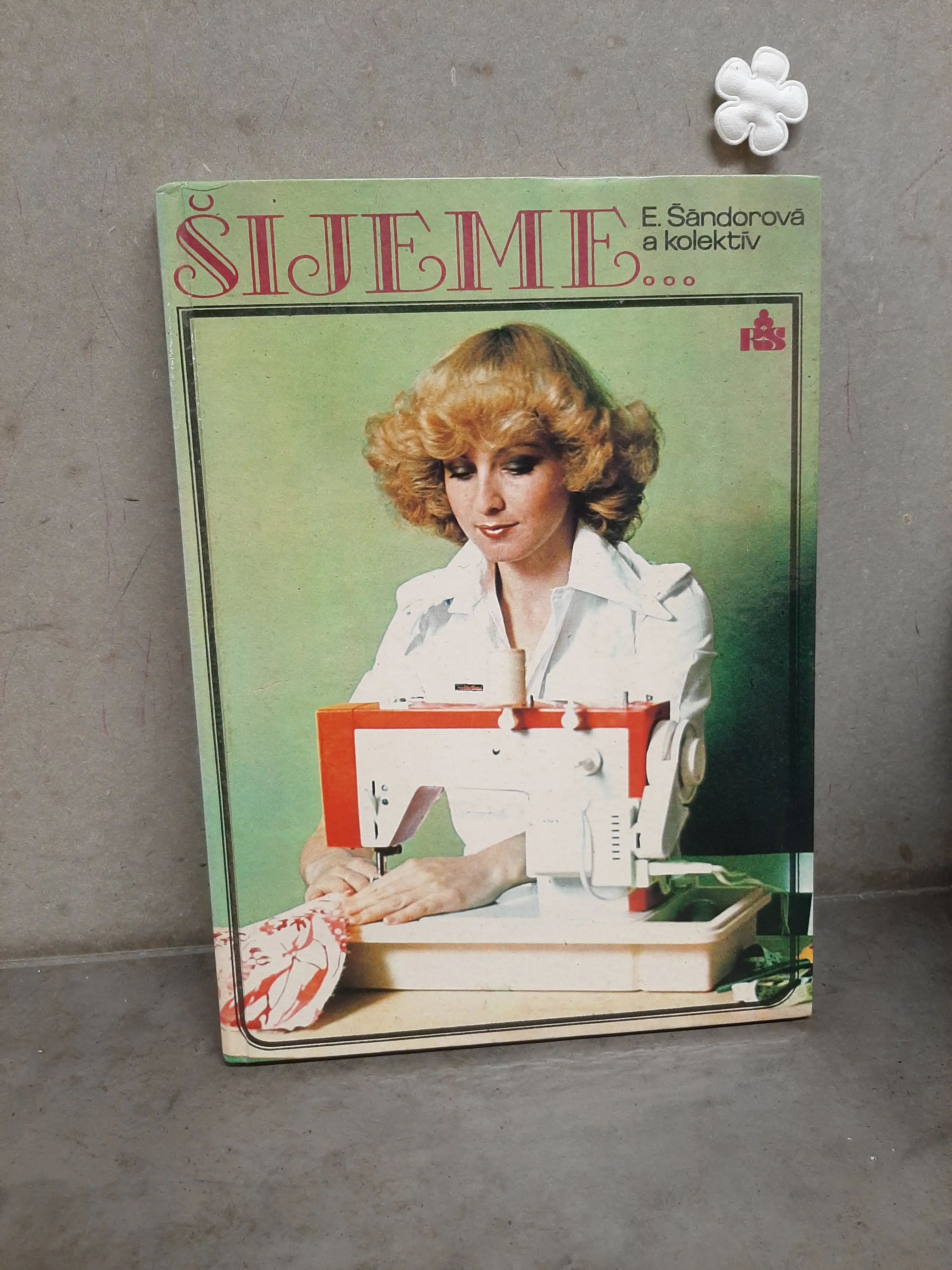 Šijeme - Emília Šándorová