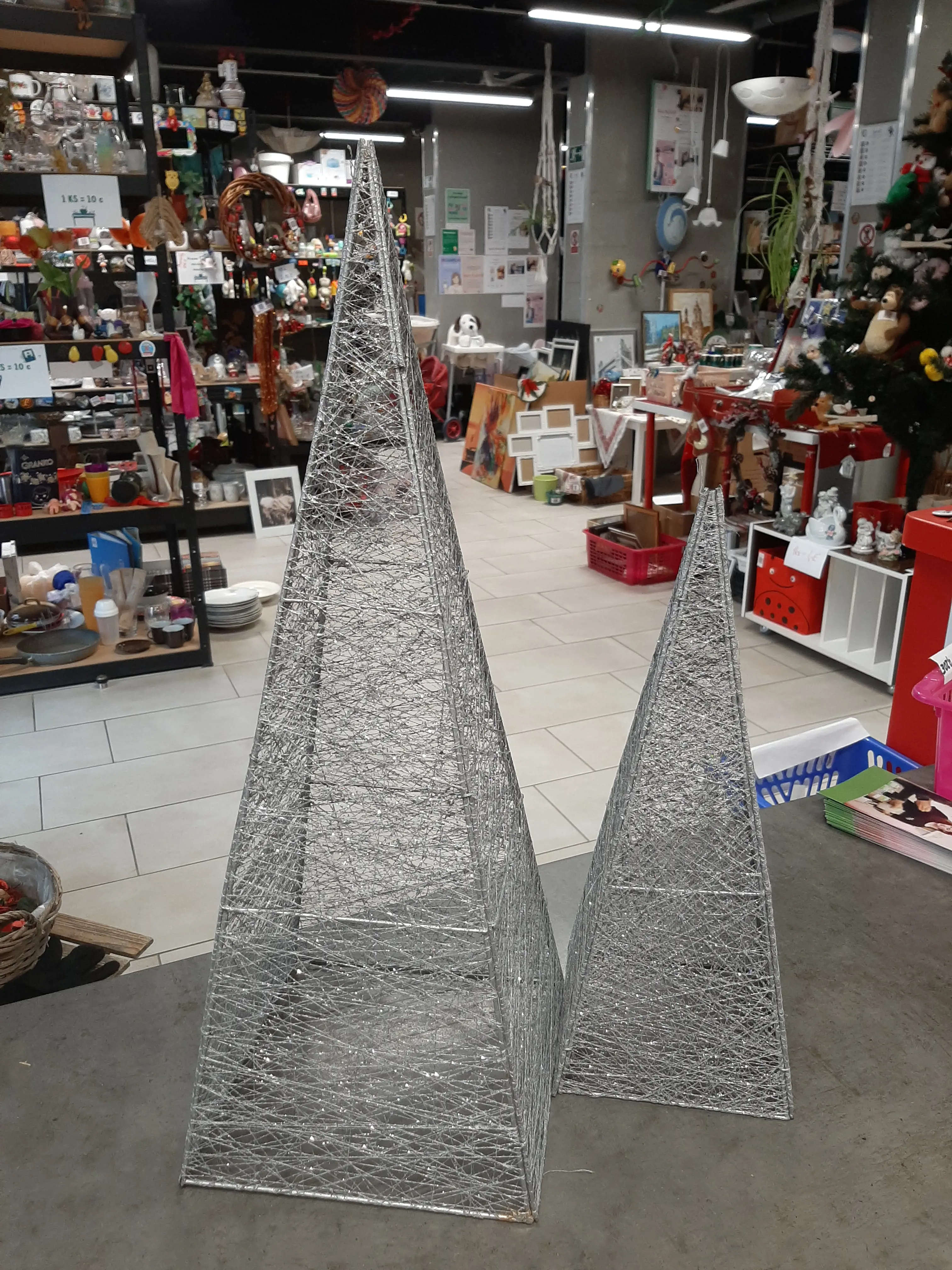 Dekoračné stromčeky