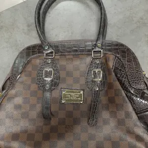 1765984829_caf6_17659848190135808802687578888646