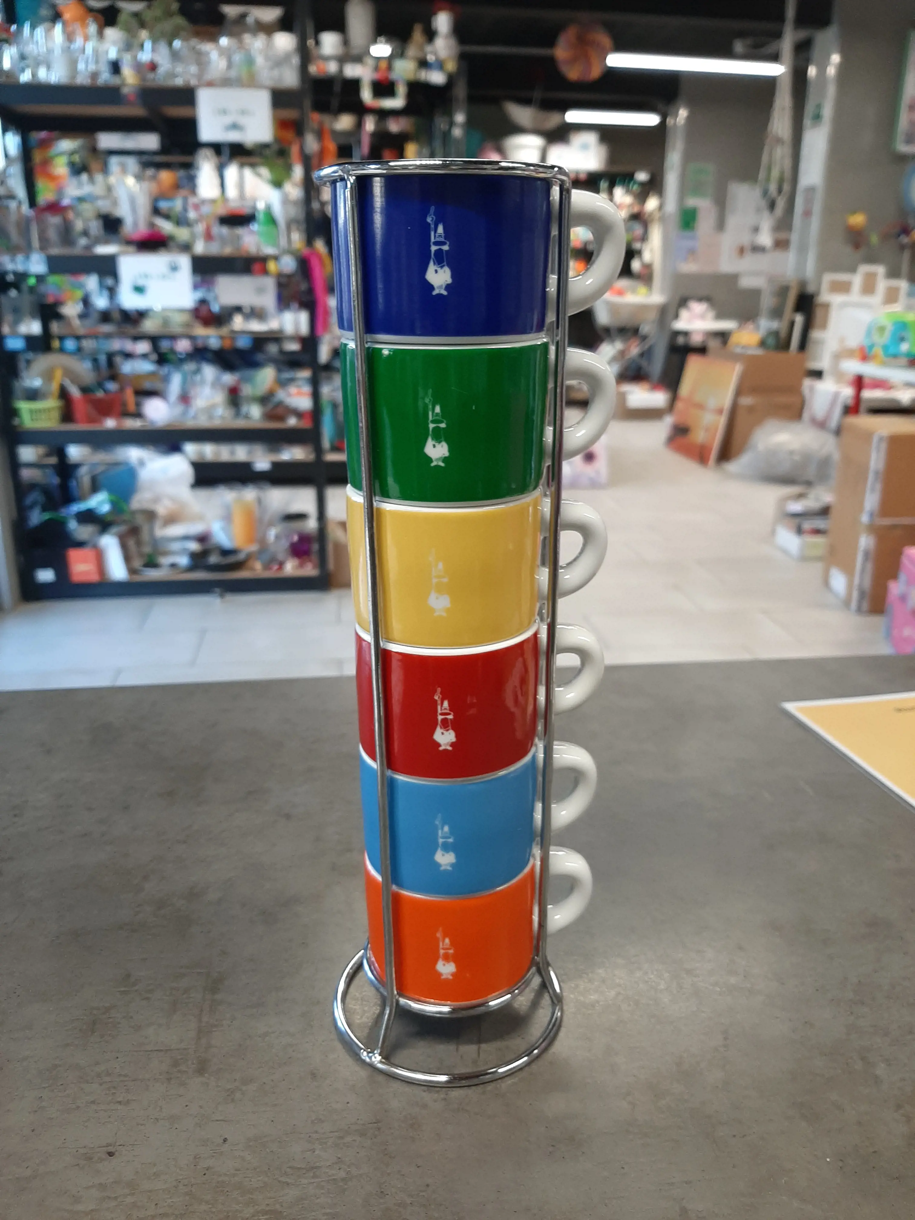 Farebné porcelánové šálky, 6ks