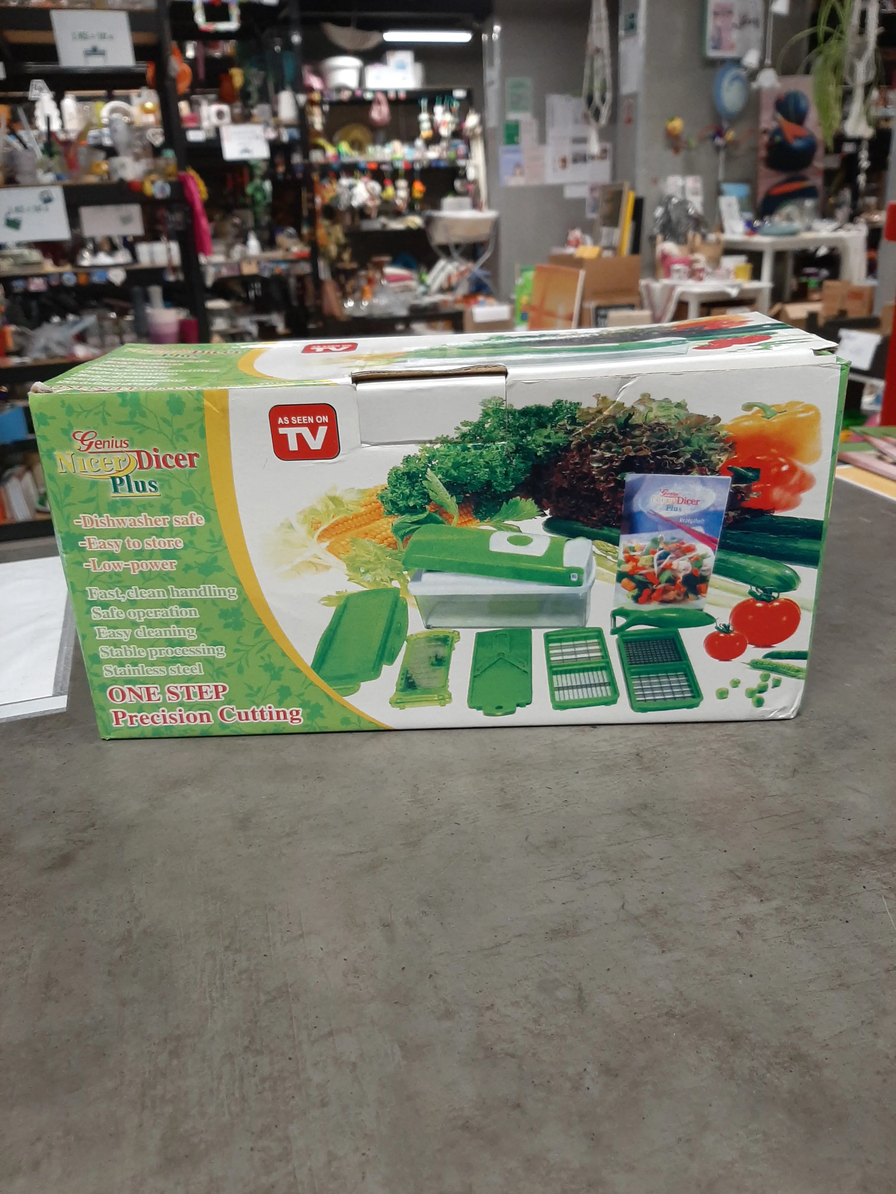 Strúhač,krájač,nový