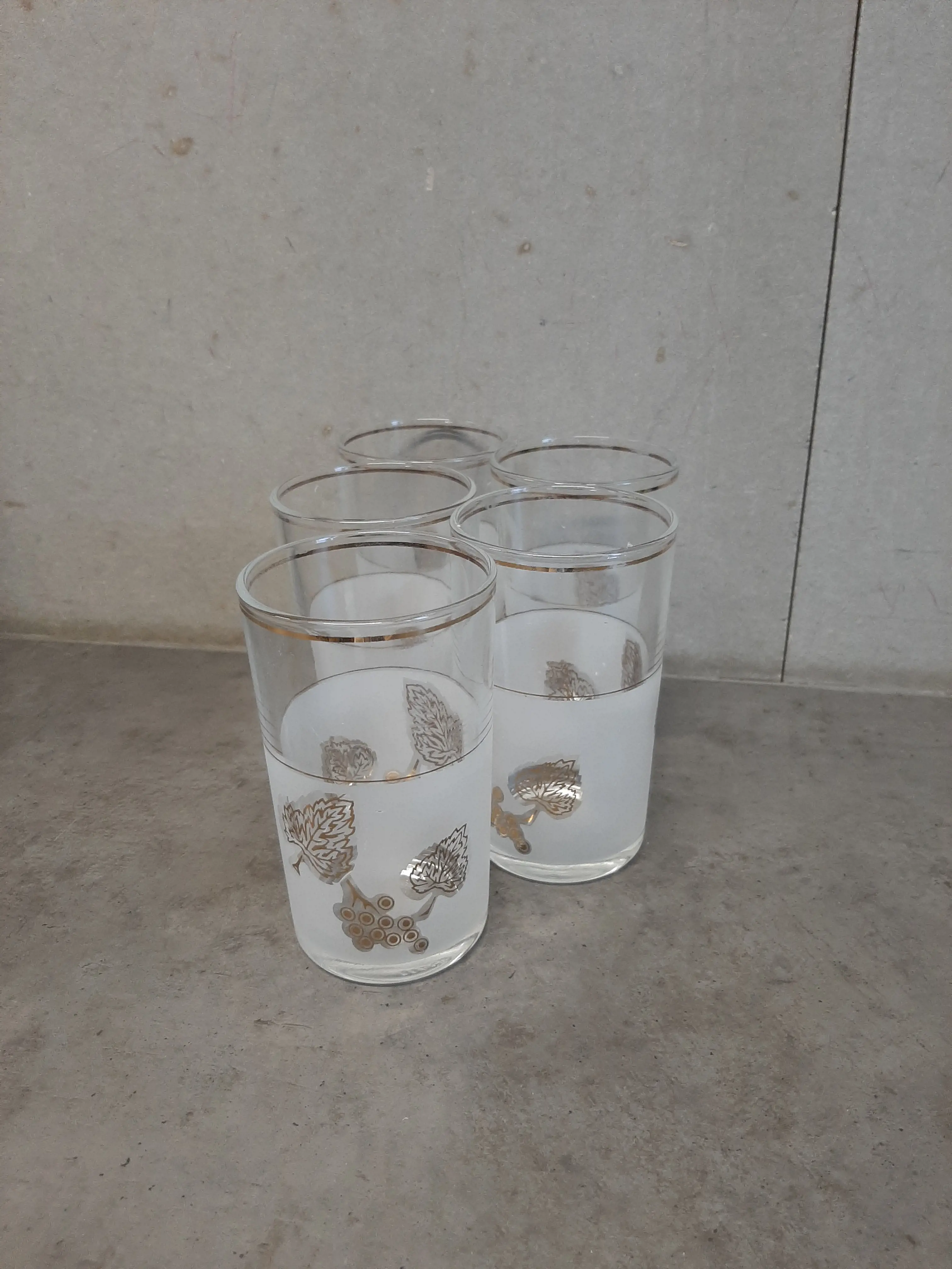 Pohár s viničom a zlatým okrajom, 5ks