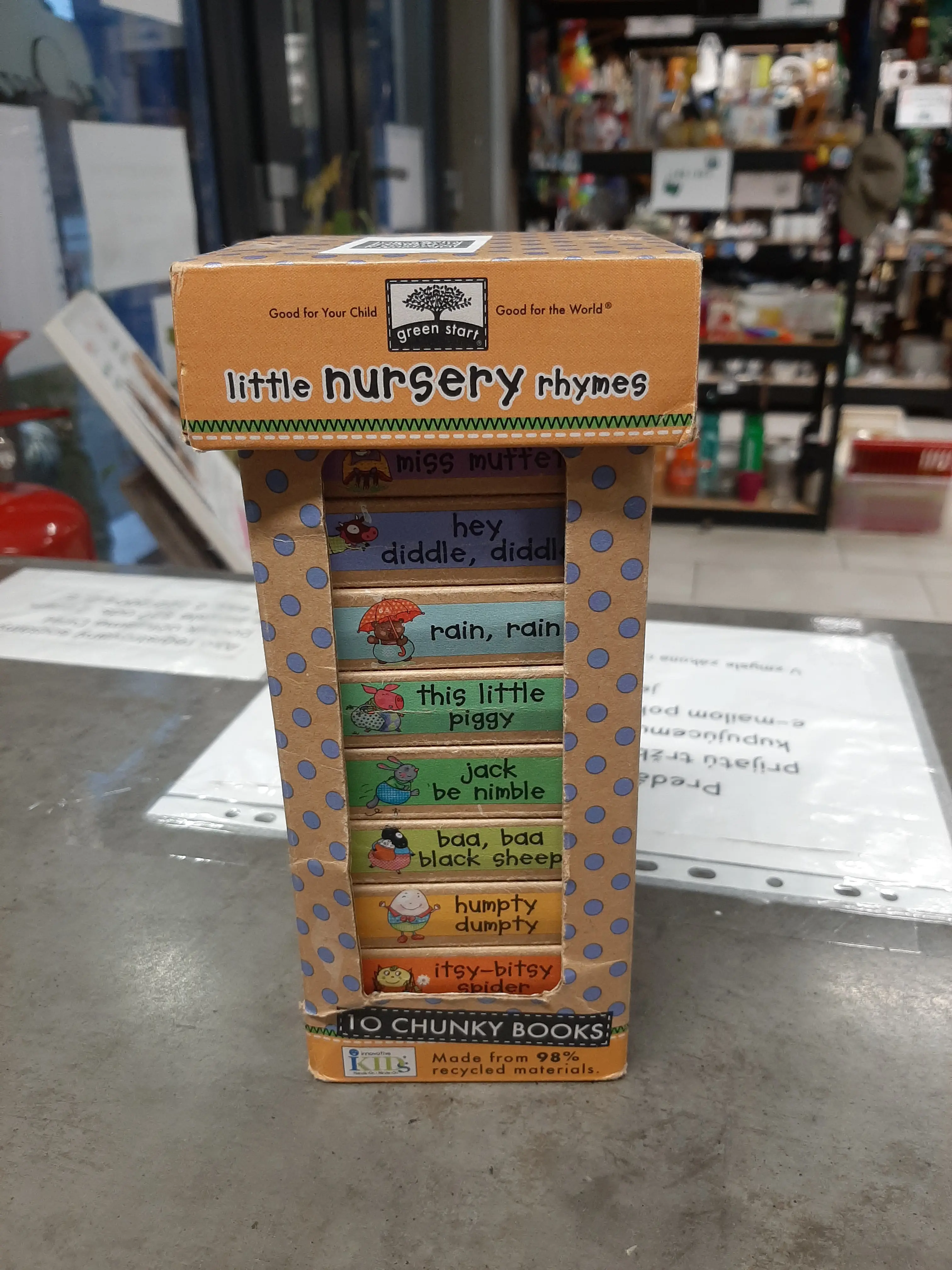 10ks knižiek,box,v angličtine