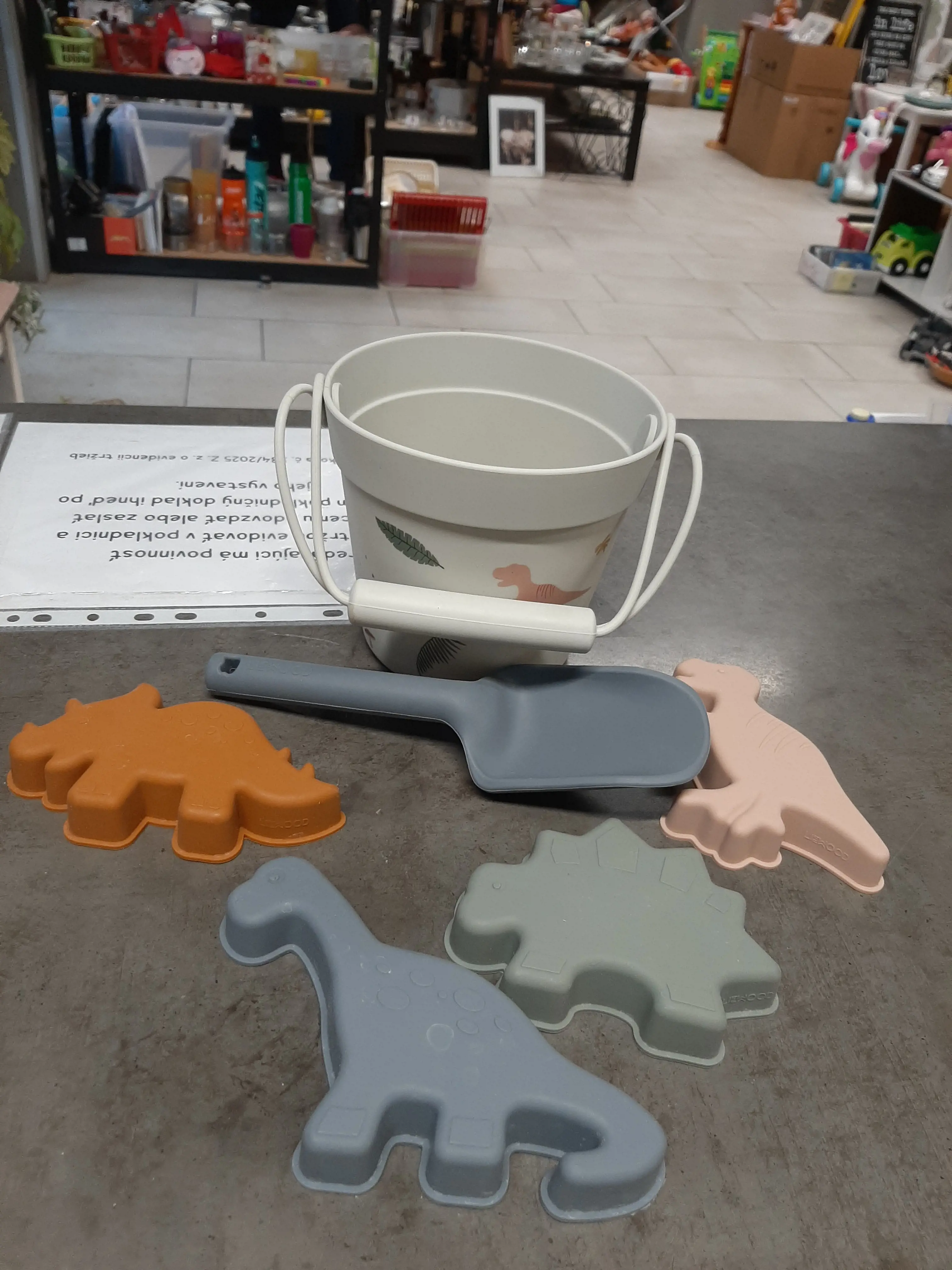 Silikónový set do piesku,i do vody,Liewood