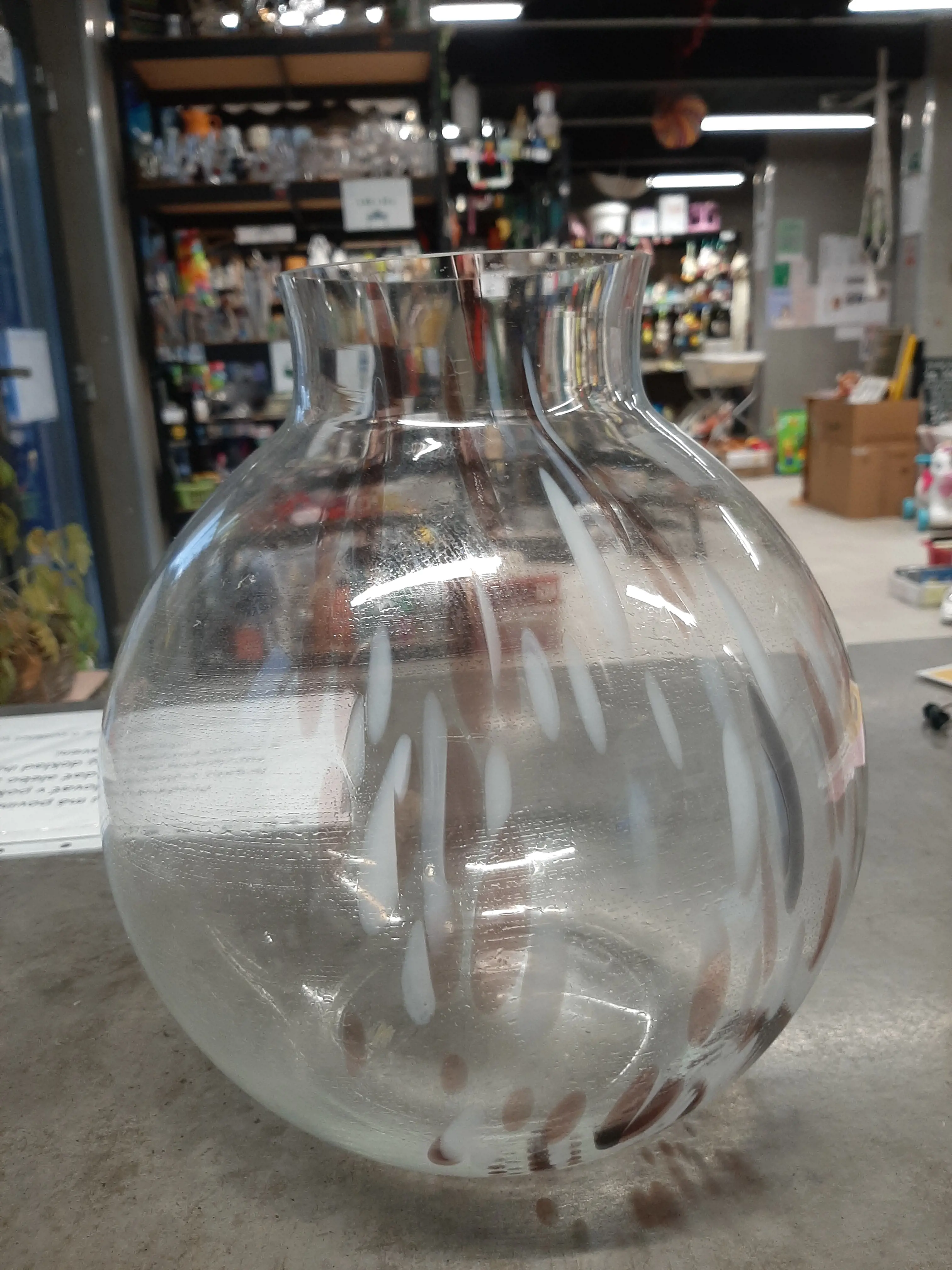 Sklenená váza,výška 27cm