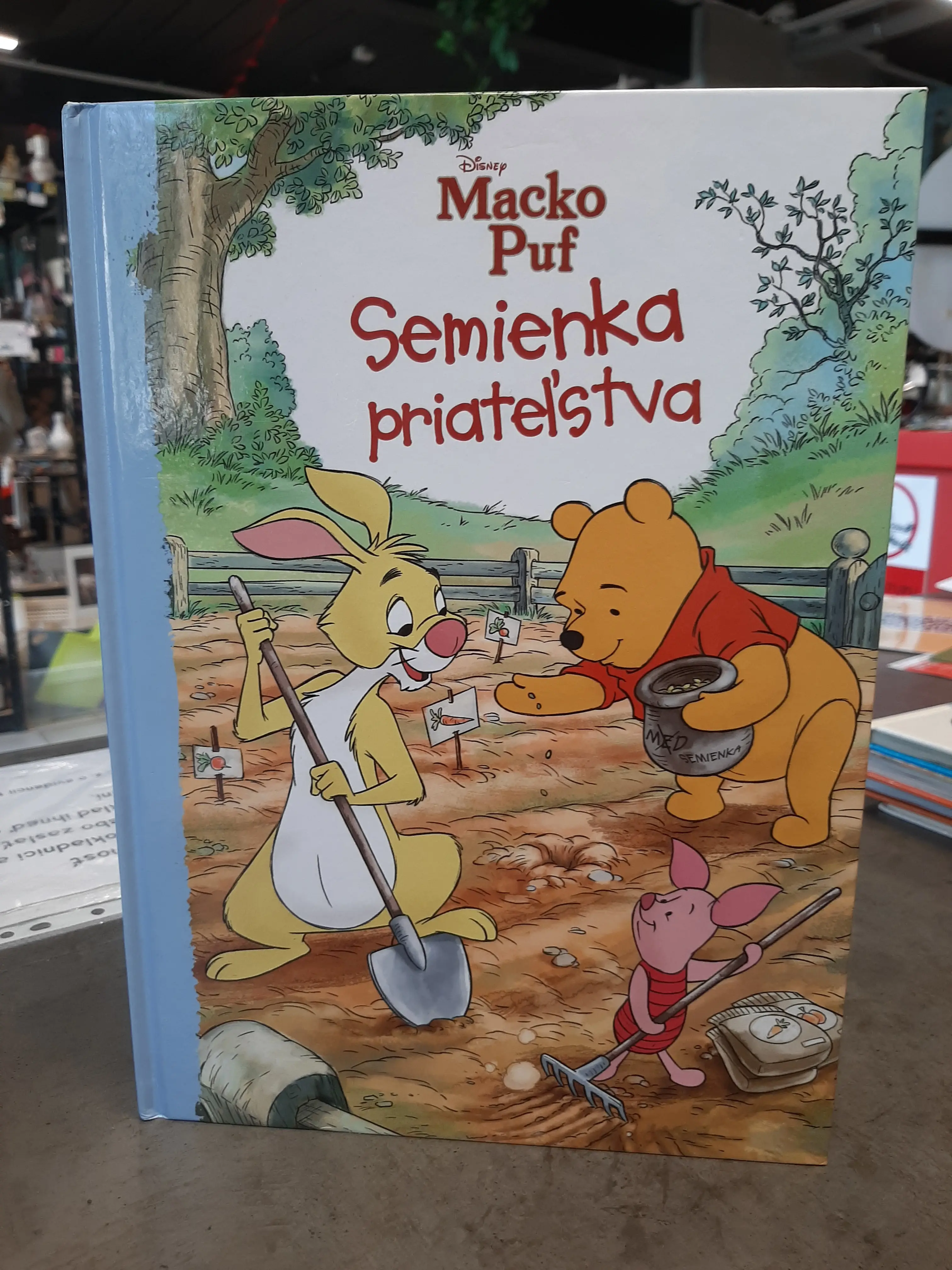 Macko Puf,semienka priateĺstva