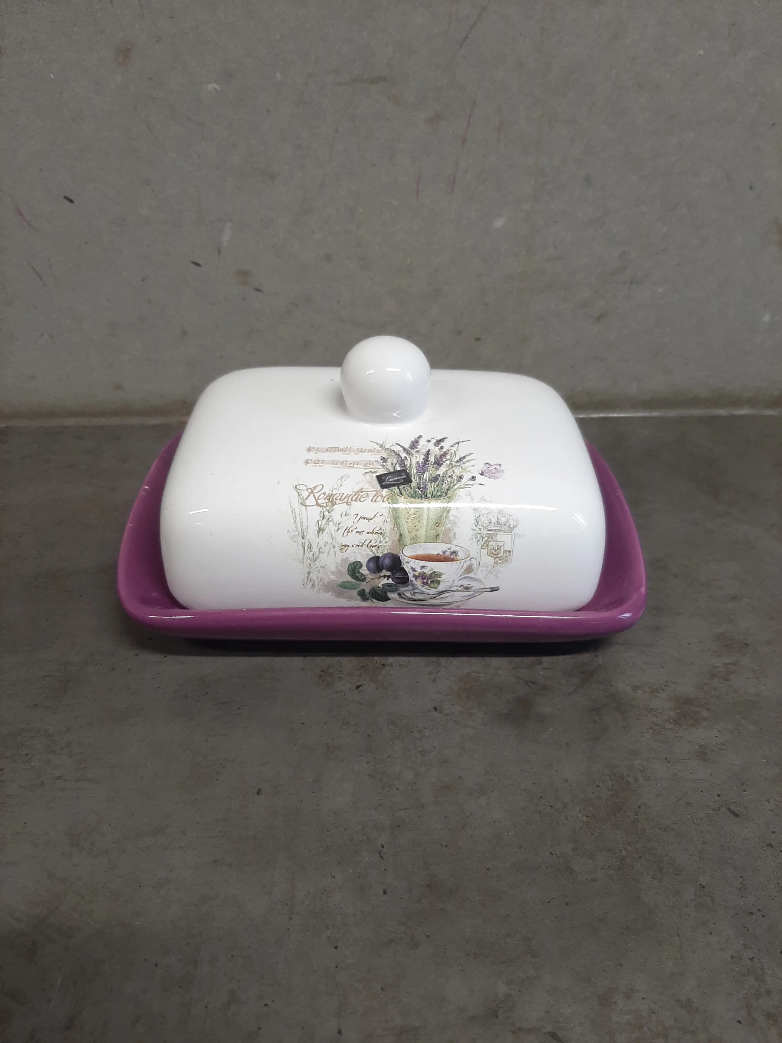 Maselnička so vzorom levandule