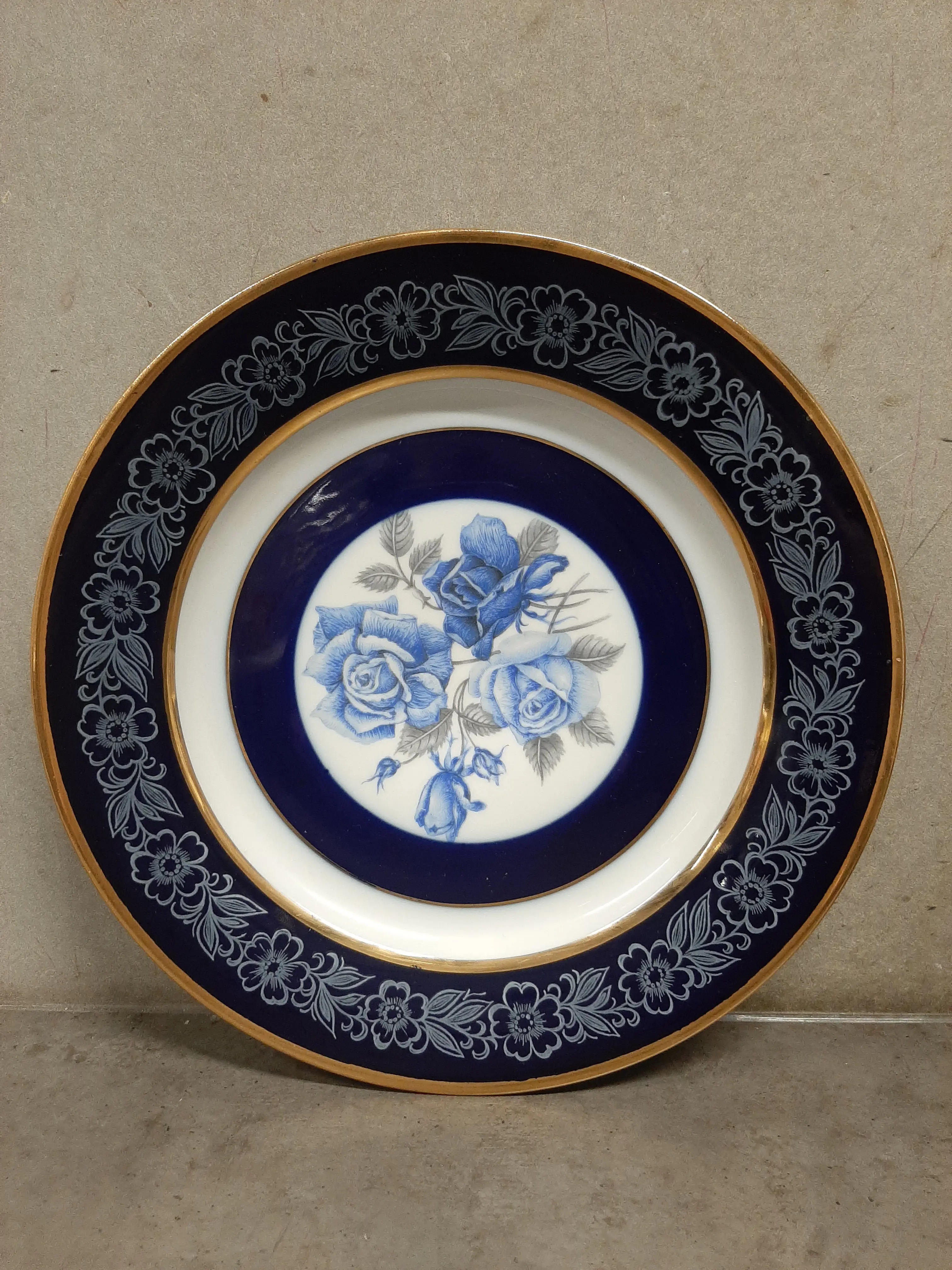 Dekoračný tanier,Karlovarský porcelán