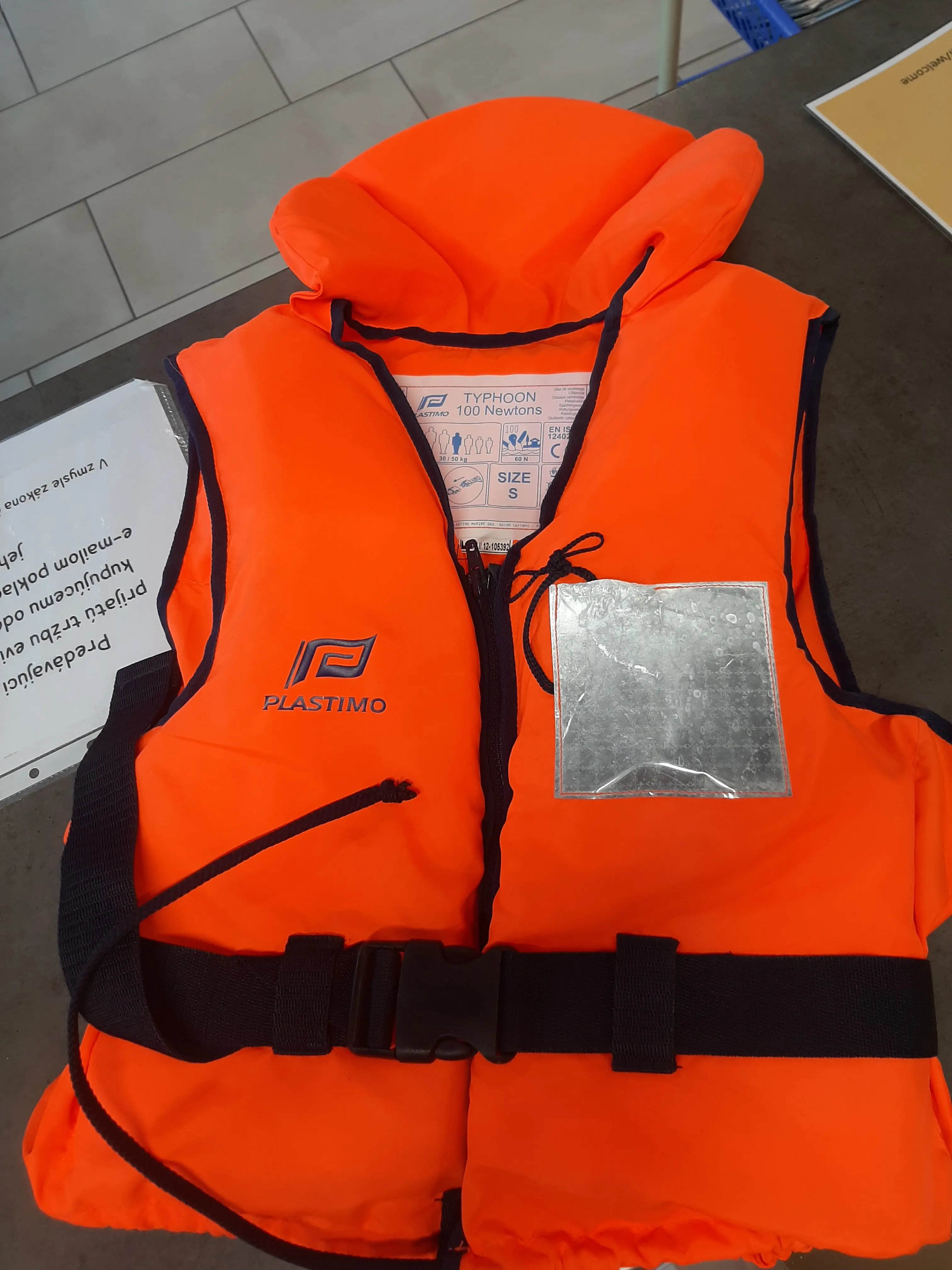 Záchranná vesta S č.2