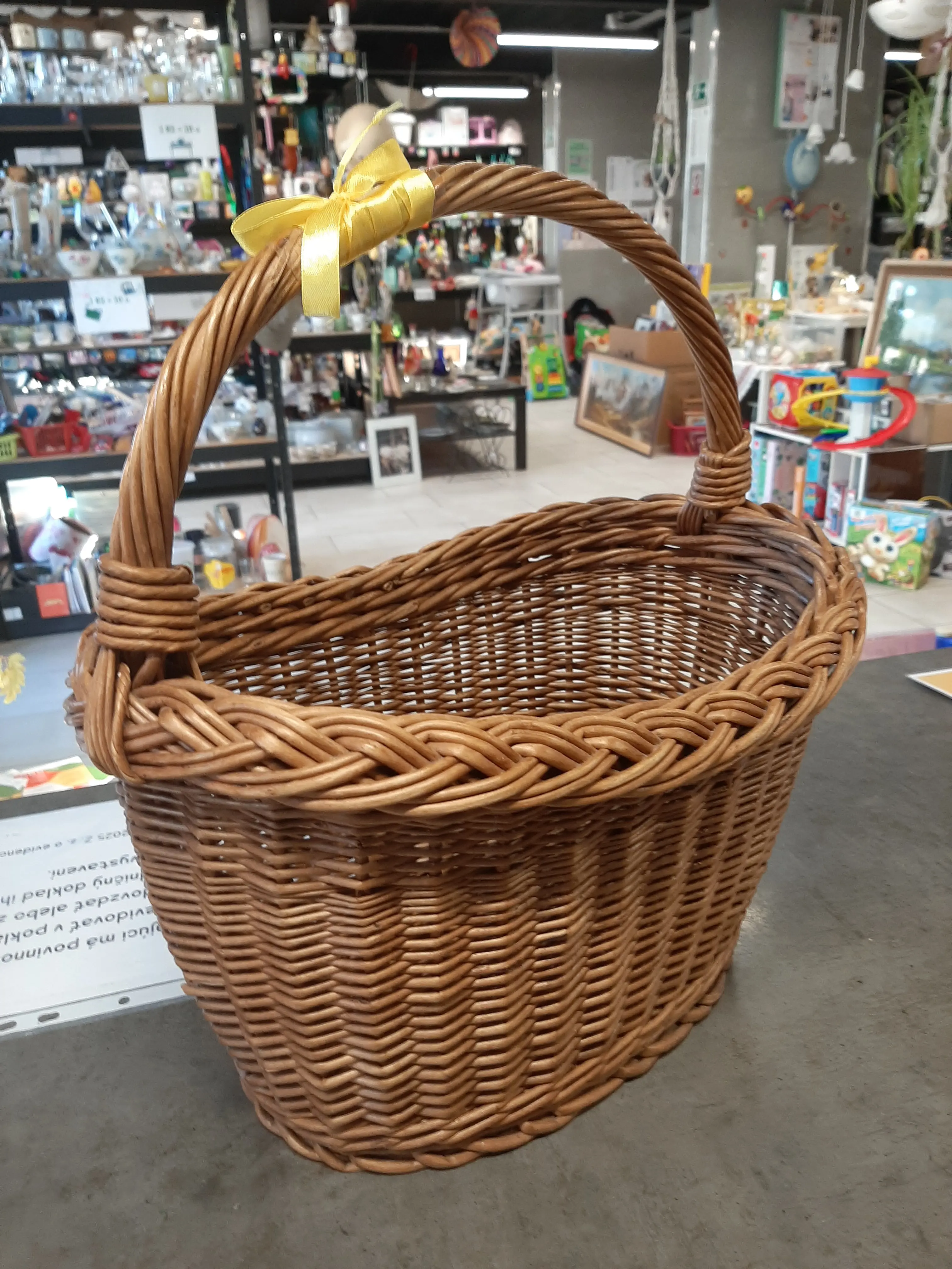 Prútený košík 35x25x20cm