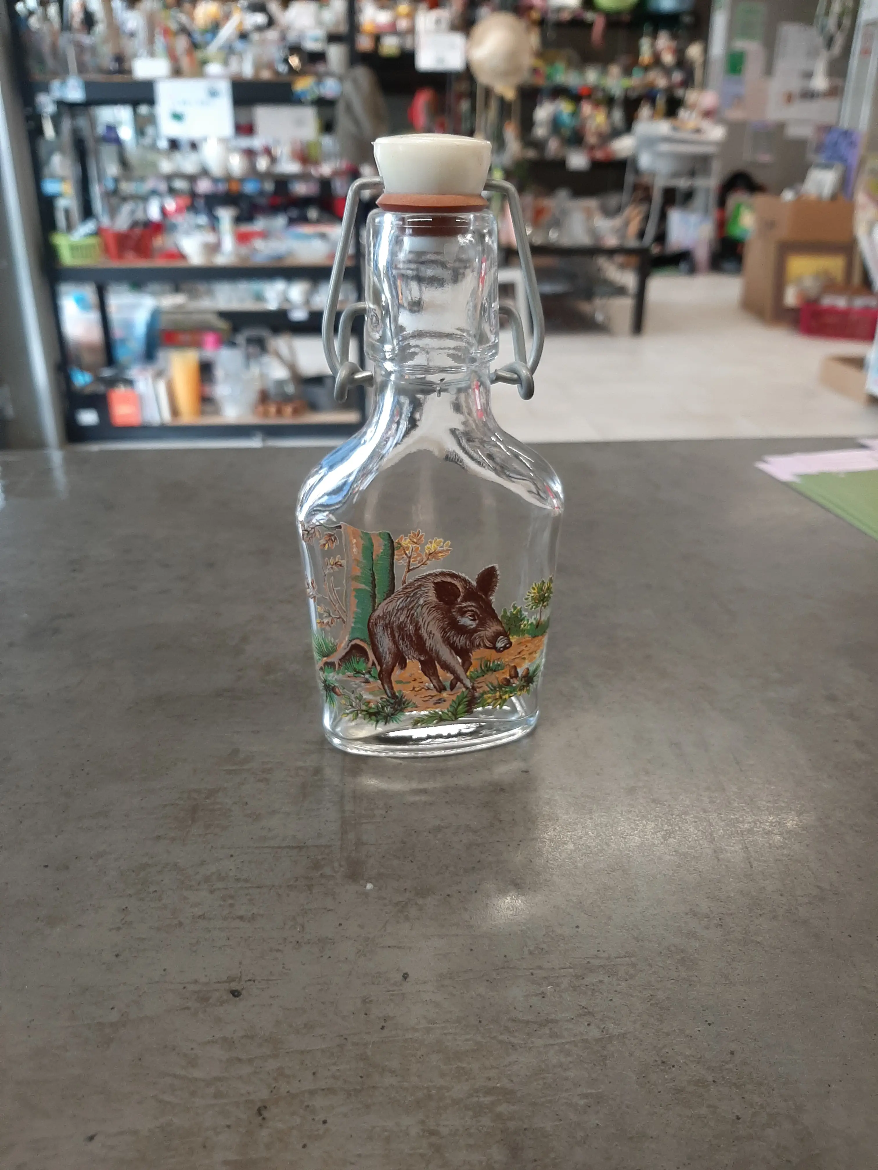 Sklenená ploskačka s polovníckym motívom, 0,1l