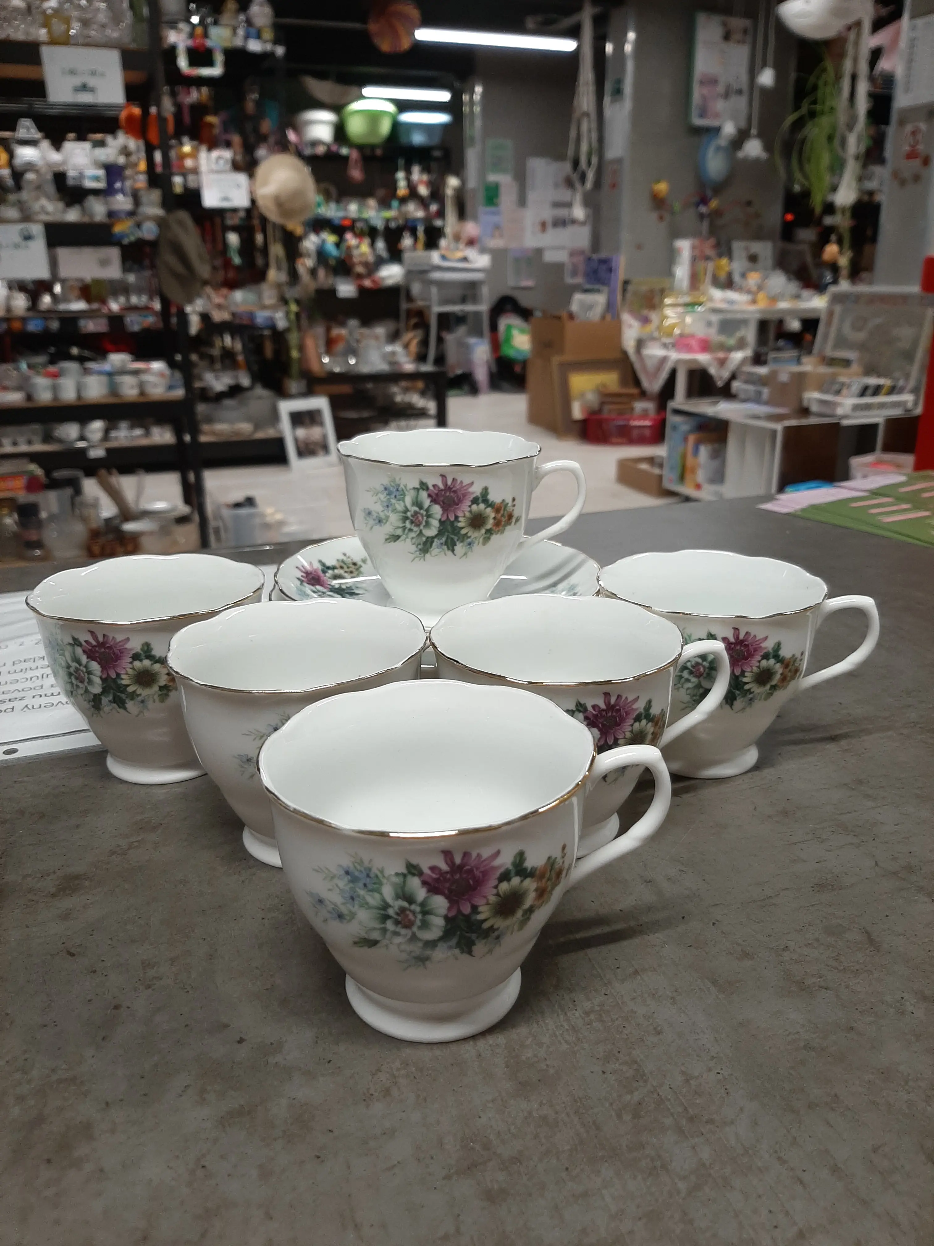 Šálky na čaj s podšálkami  6+6