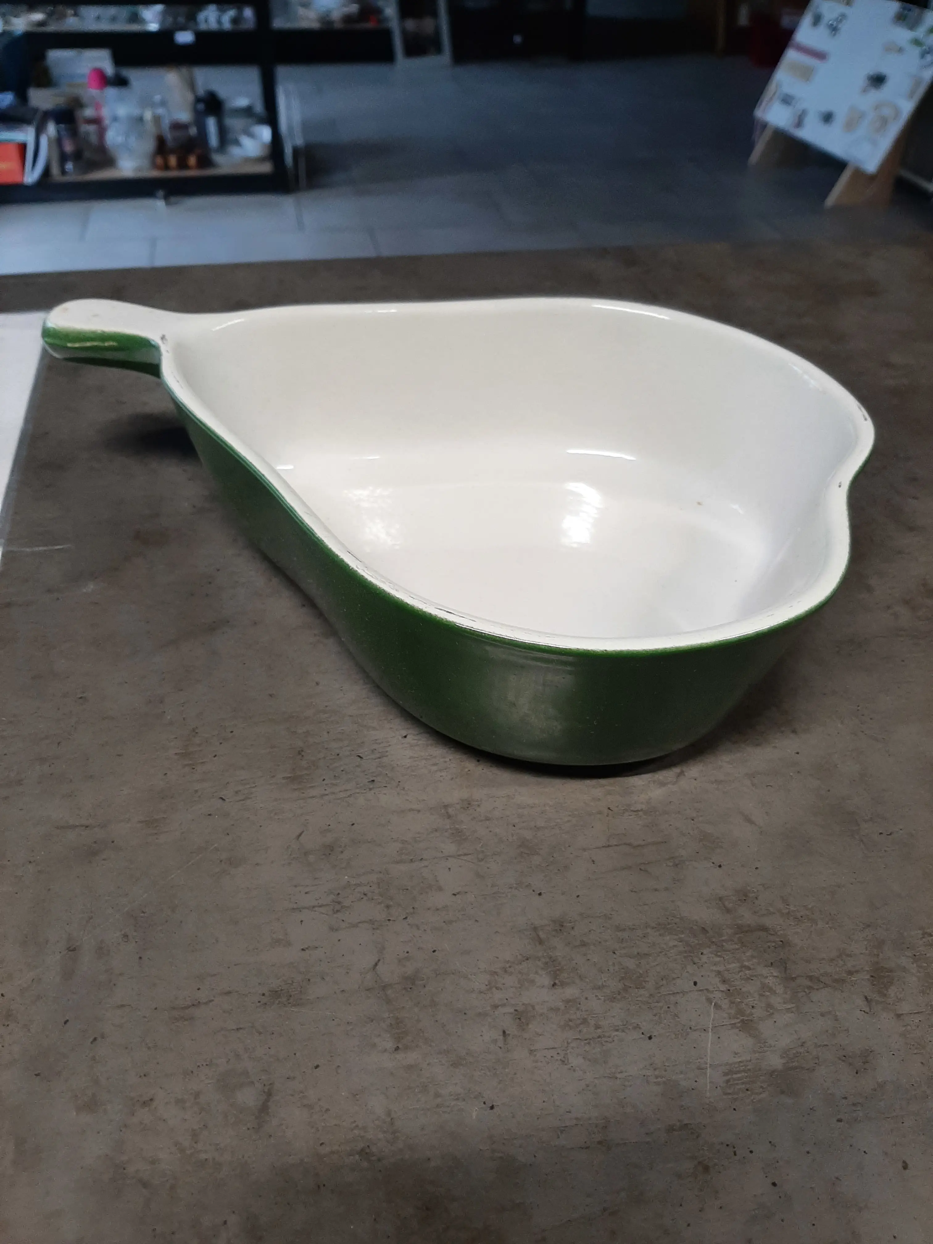 Zapekacia misa v tvare hrušky,30cm