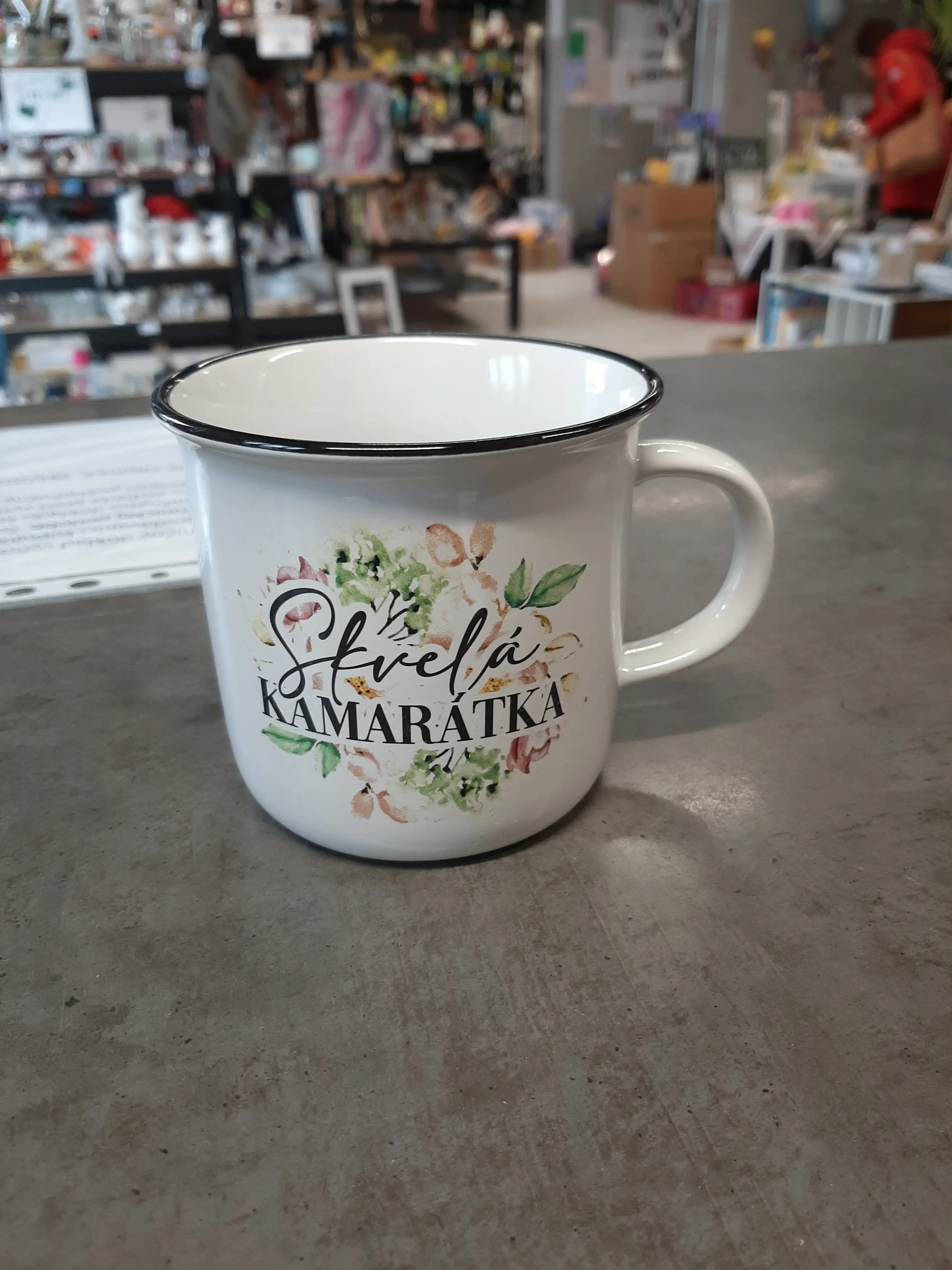 Šálka,,skvelá kamarátka,,