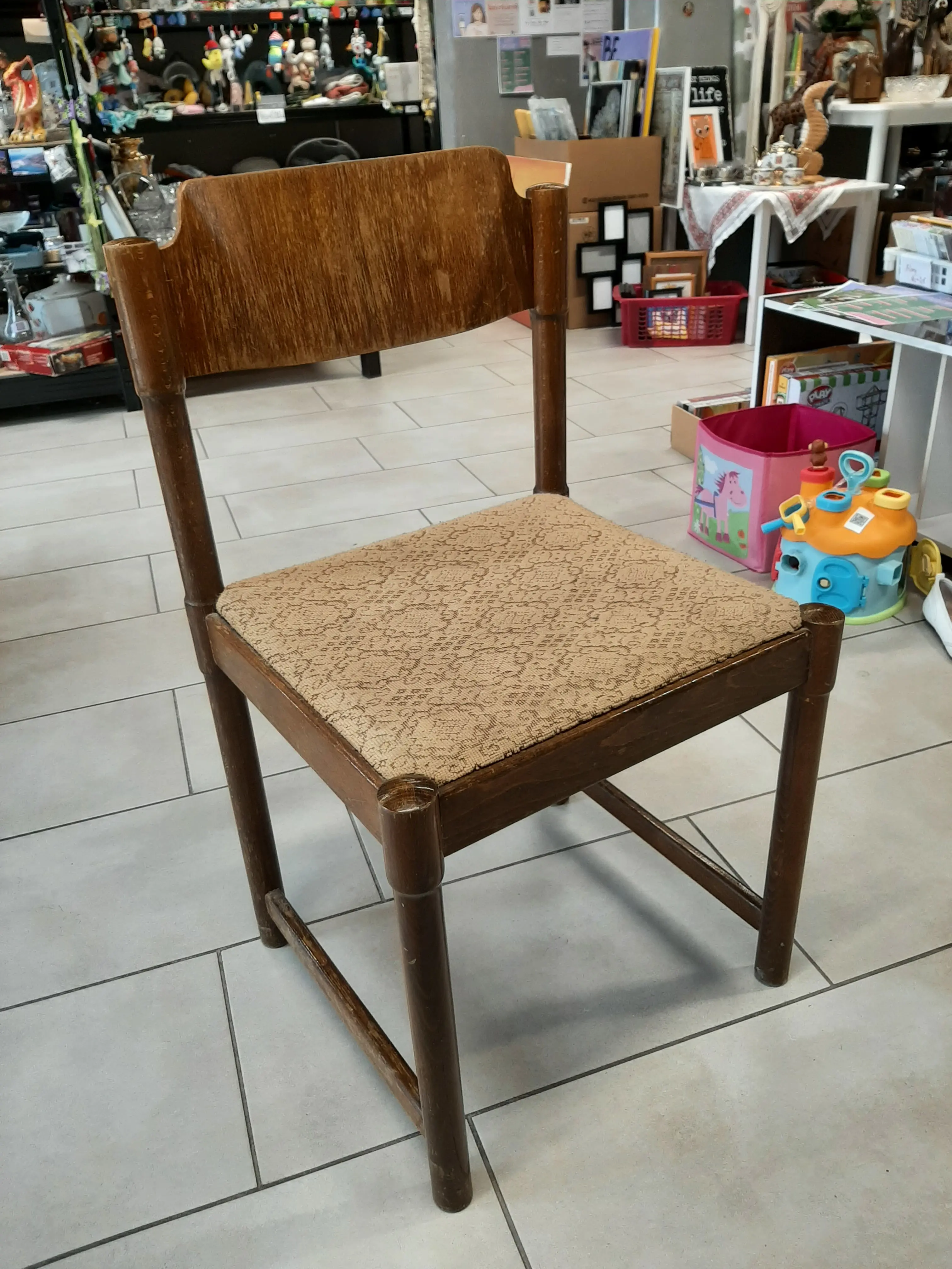 Drevená stolička Czechoslovakia