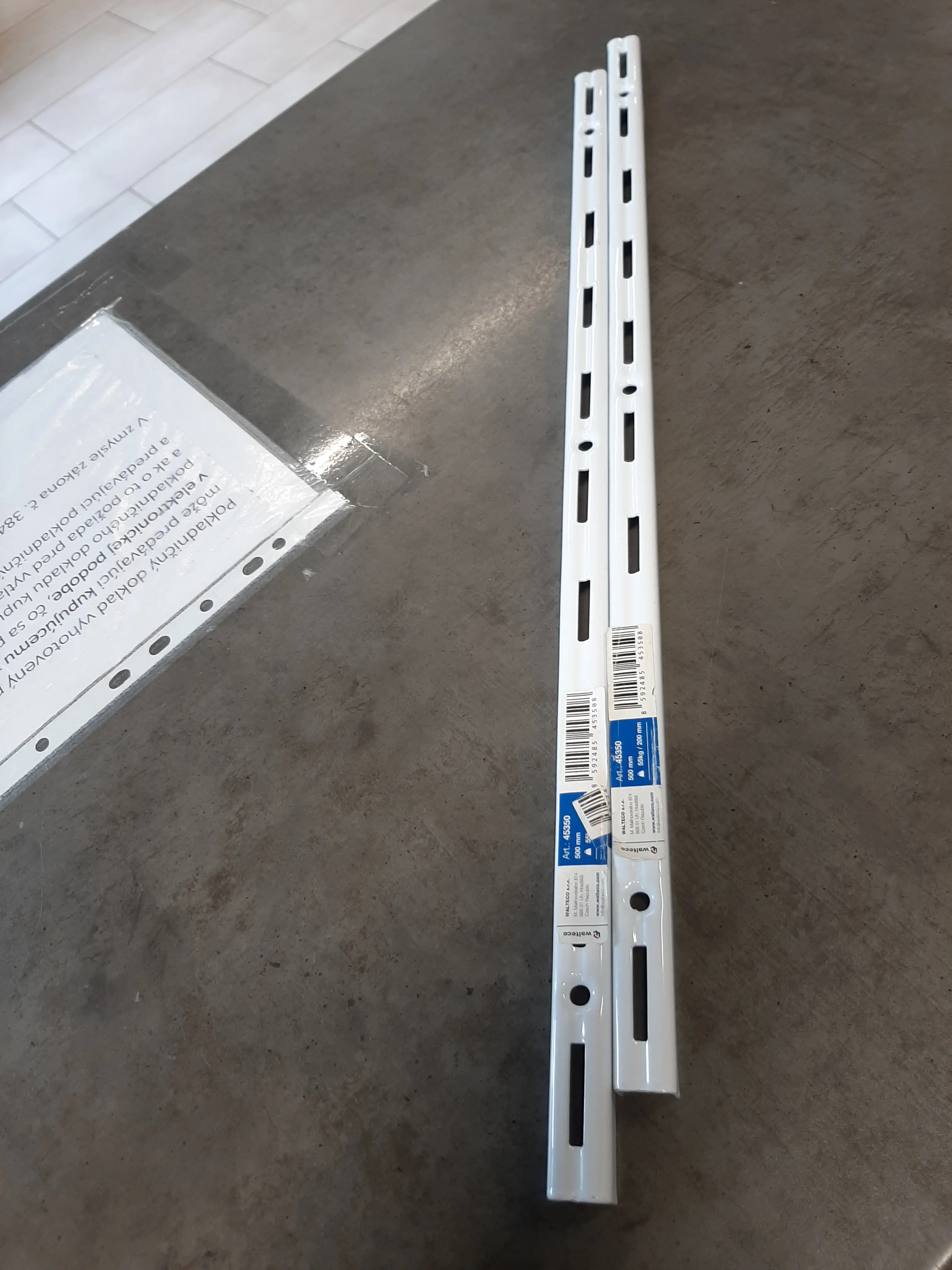 Jednoradové lišty ,nosníky,2ks,dĺžka 50cm